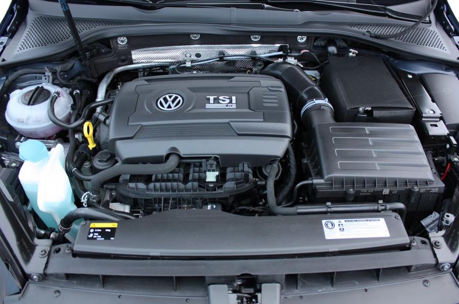  Volkswagen Golf R 5-Door 2013 года  (фото 78 из 100)